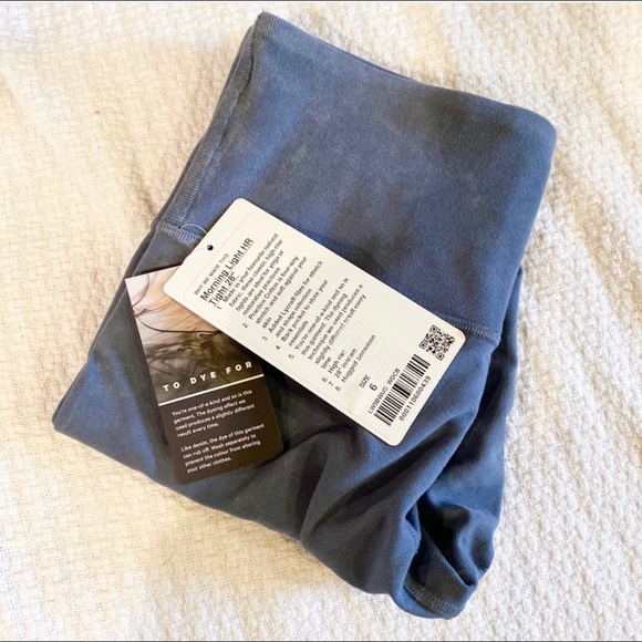 Sold Out! Lululemon High Rise Tight - Picture 6 of 6